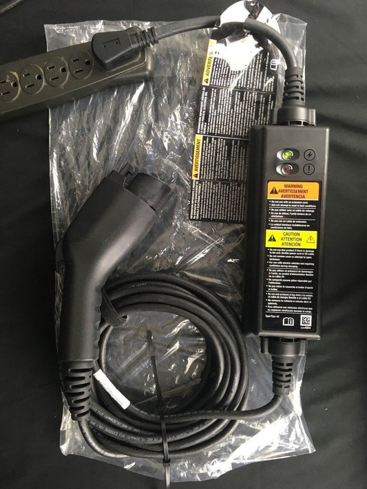 Fiat 500e  Slim Electric Car Charger